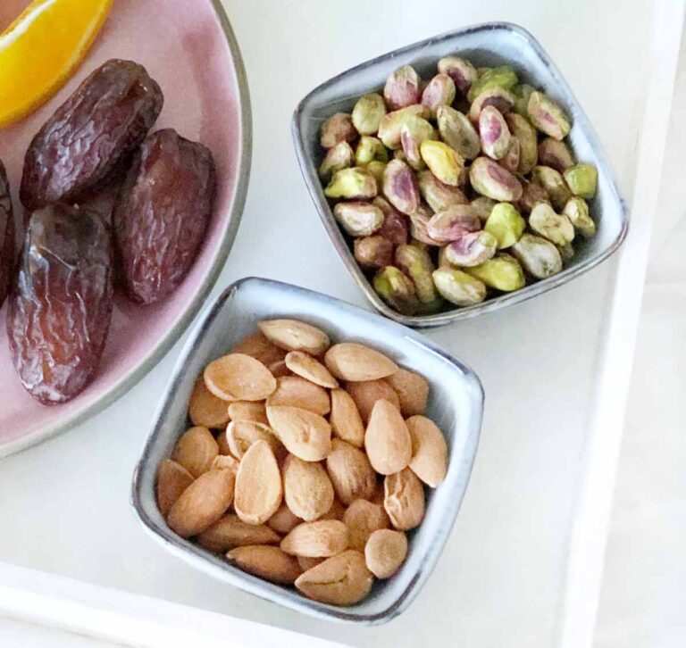 SIKANI - Smagen af Sicilien - Økologiske nødder fra Sicilien. Hasselnødder, mandler, pistacier og valnødder