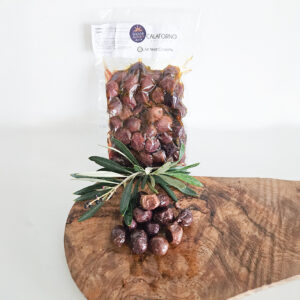 Økologiske sorte oliven af sorten Tonda Iblea
