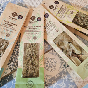 vokser vildt i et beskyttet naturreservat på Sicilien