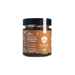 Glas med bagte Giarratana-løg, mørkt brun-orange etiket fra Calaforno